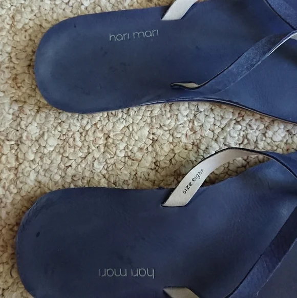 Hari Mari Navy Meadows Flip-Flop size 8 - Picture 8 of 12